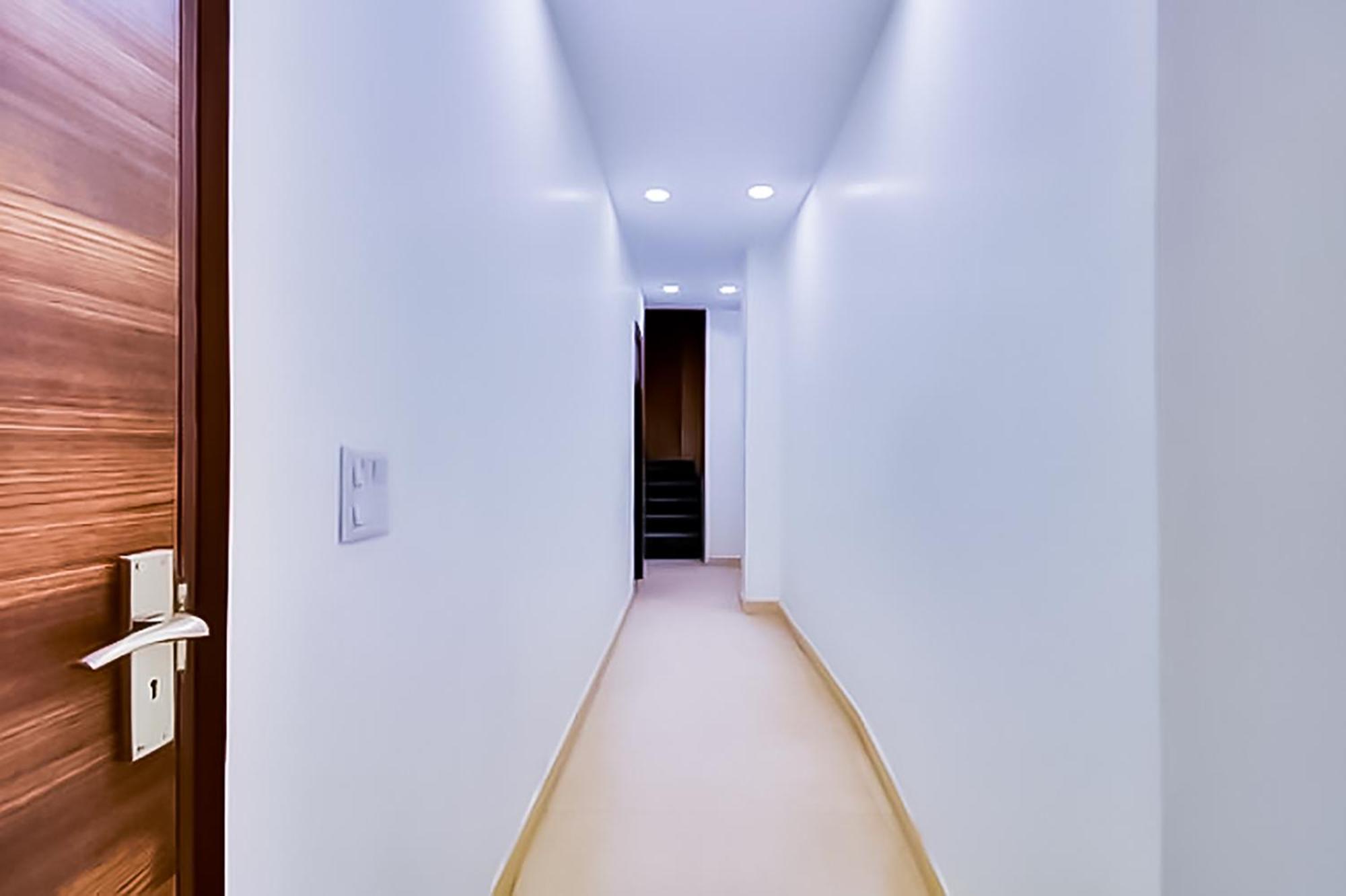 Hotel Sukoon - Ramesh Nagar New Delhi Buitenkant foto