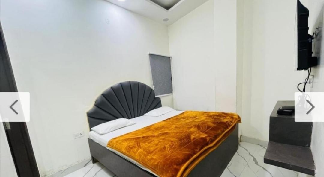 Hotel Sukoon - Ramesh Nagar New Delhi Buitenkant foto